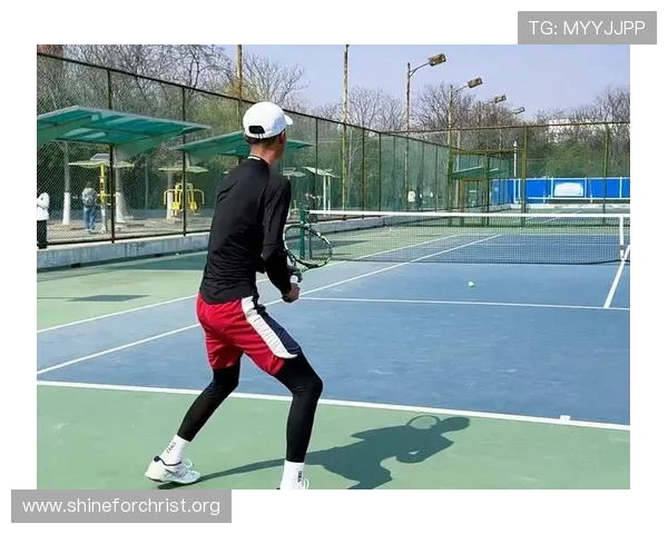 凯发体育网球：网球训练方法与提升技巧的实用建议